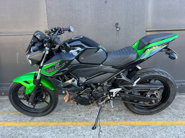 2021 Kawasaki Z400 BLACK