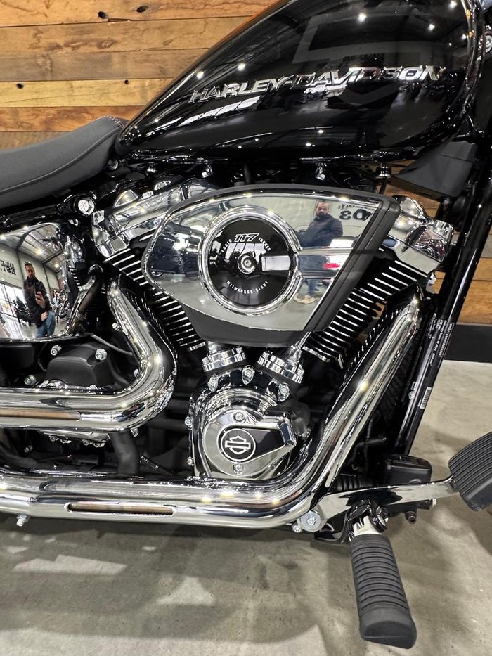 Harley-Davidson Breakout 117 (FXBR) Softail