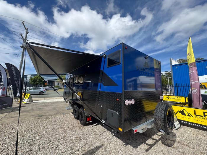 2026 ROADHOUSE CARAVANS 22FT Family Bunk Van