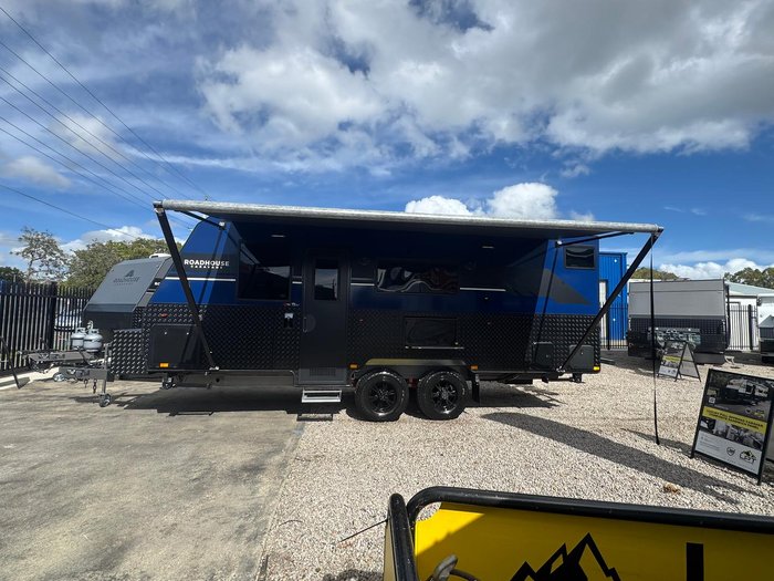 2026 ROADHOUSE CARAVANS 22FT Family Bunk Van