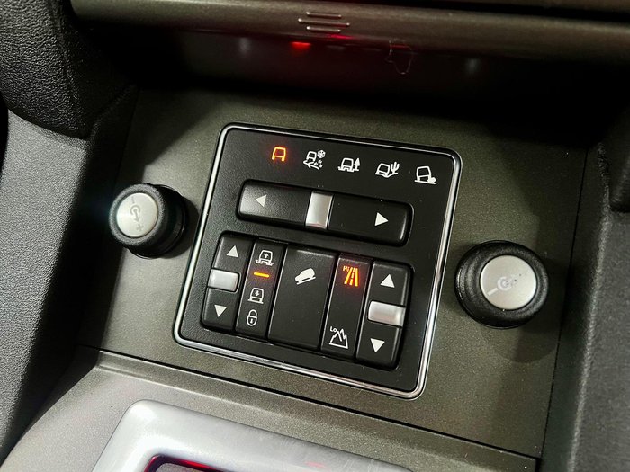 2014 Land Rover Discovery TDV6 Series 4 MY14 4X4 Dual Range Corris Grey