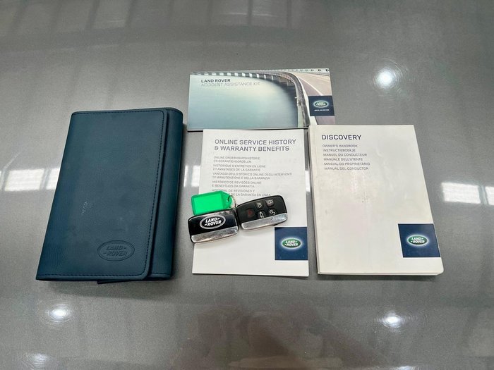 2014 Land Rover Discovery TDV6 Series 4 MY14 4X4 Dual Range Corris Grey