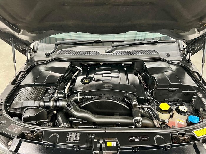 2014 Land Rover Discovery TDV6 Series 4 MY14 4X4 Dual Range Corris Grey