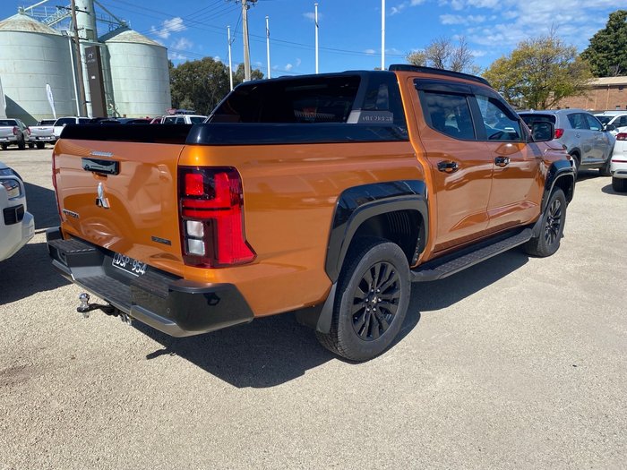 2024 MITSUBISHI Triton GSR