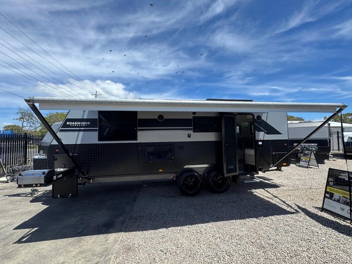 2026 ROADHOUSE CARAVANS 23FT Rear Club Off Road