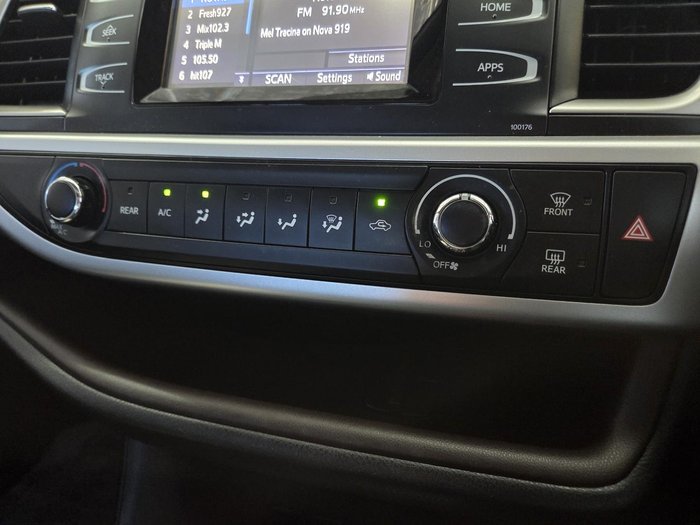 2015 Toyota Kluger GX