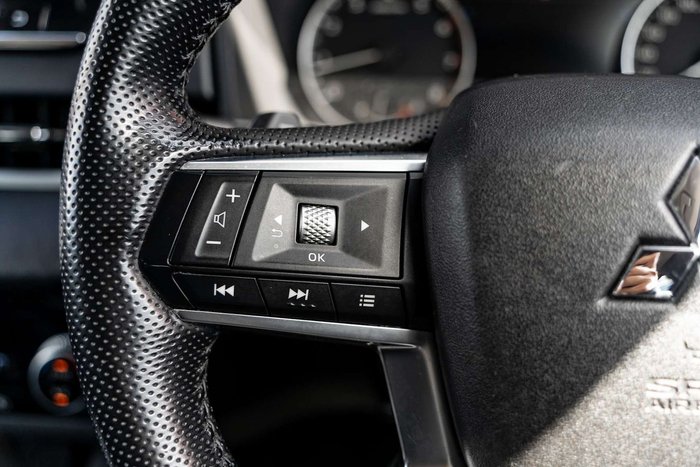 2021 Mitsubishi Outlander LS