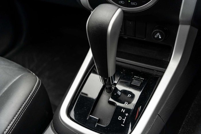 2018 Isuzu MU-X LS-T