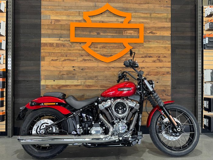 2026 Harley-Davidson Street Bob 117 (FXBB) Softail Red