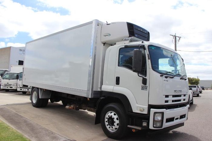 2013 Isuzu F Series FVD 1000 WHITE