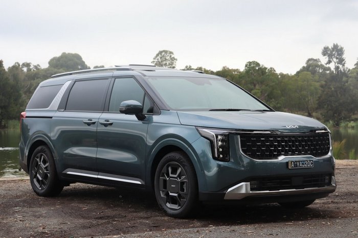 2025 Kia Carnival