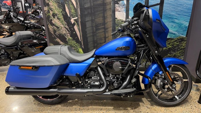 2026 Harley-Davidson Street Glide 117 (FLHX)