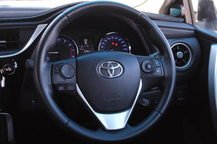 2017 Toyota Corolla SX