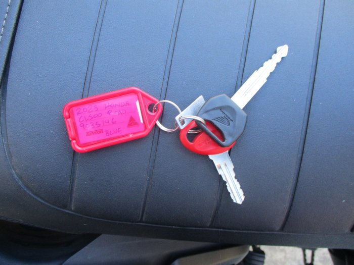 2024 Honda CL500 CANDY CARIBBEAN BLUE SEA