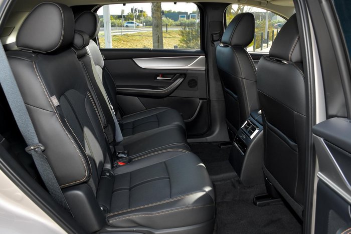 2025 Mazda CX-80 G40e GT