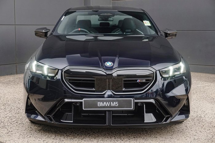 2025 BMW M5