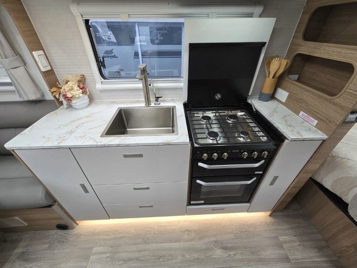 2026 JAYCO SILVERLINE 21.65-3.OB.SL-MY26