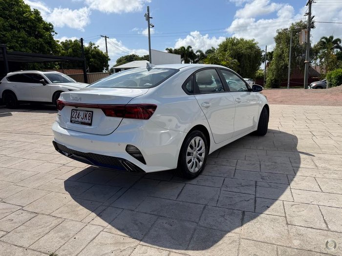 2023 Kia Cerato S