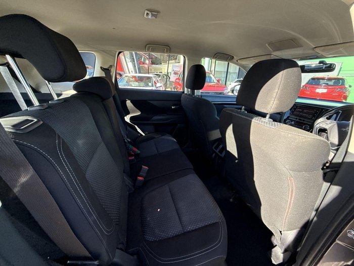 2019 Mitsubishi Outlander ES