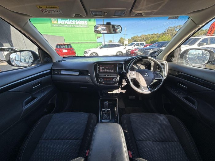 2019 Mitsubishi Outlander ES