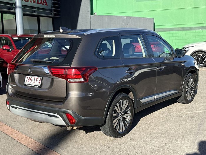 2019 Mitsubishi Outlander ES