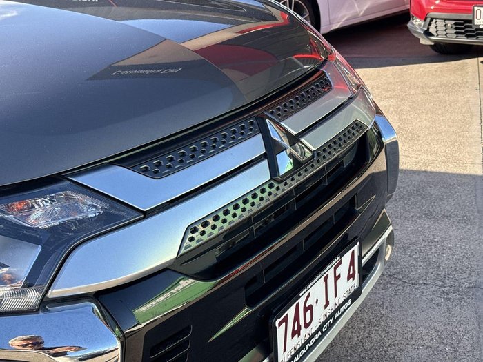 2019 Mitsubishi Outlander ES