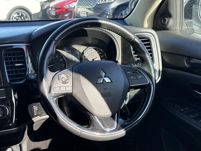 2019 Mitsubishi Outlander ES