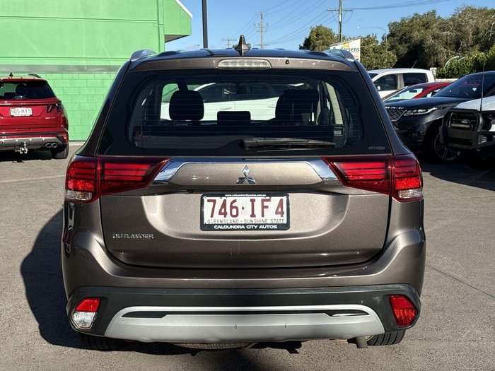 2019 Mitsubishi Outlander ES
