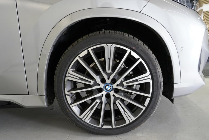 2024 BMW iX1 xDrive30 M Sport