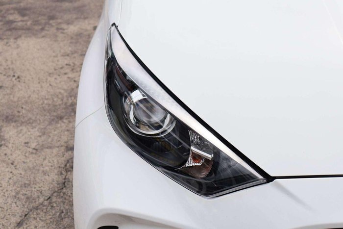 2024 Toyota Yaris Ascent Sport