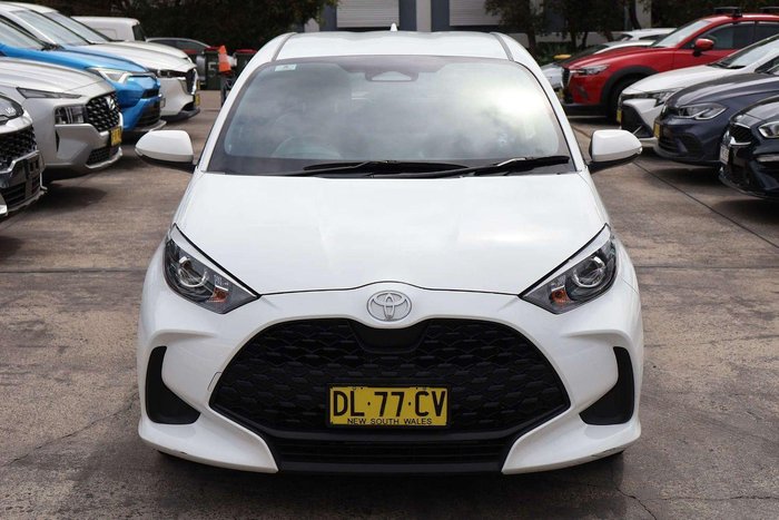 2024 Toyota Yaris Ascent Sport