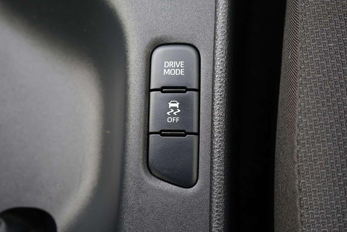 2024 Toyota Yaris Ascent Sport