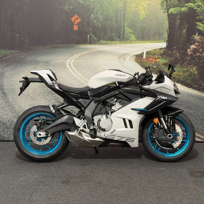 2025 CFMOTO 2025 CF Moto 650CC 675SR-R ABS NEBULA WHITE