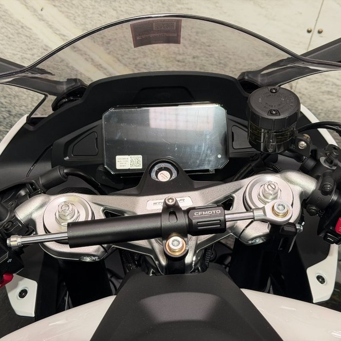 2025 CFMOTO 2025 CF Moto 650CC 675SR-R ABS NEBULA WHITE