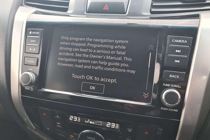 2020 Nissan Navara ST-X