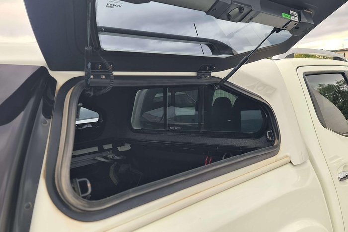 2020 Nissan Navara ST-X