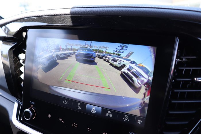 2025 Isuzu MU-X LS-T