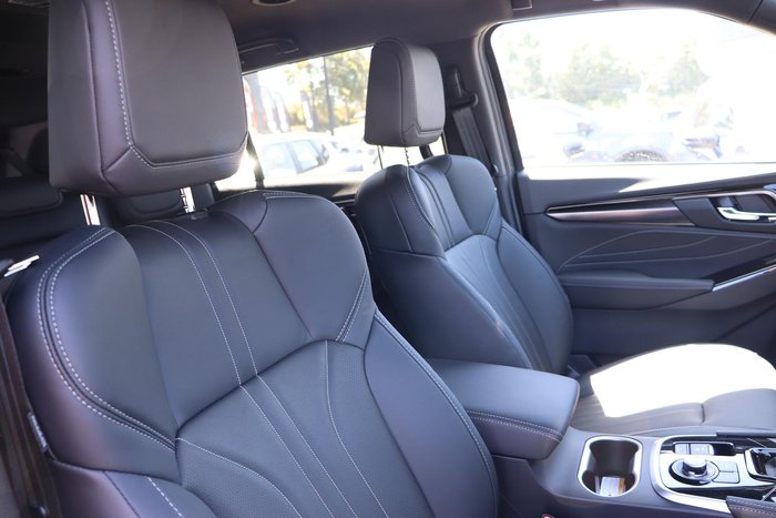 2025 Isuzu MU-X LS-T