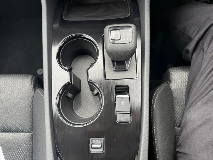 2025 Nissan X-TRAIL ST