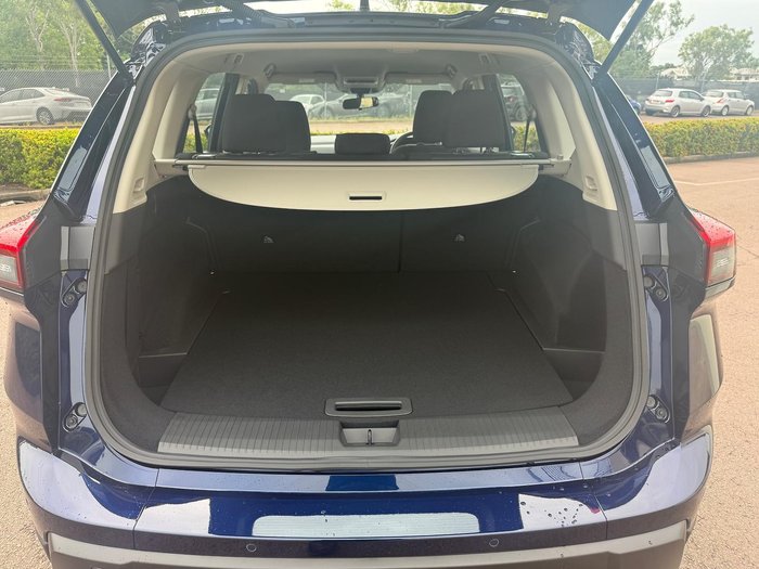 2025 Nissan X-TRAIL ST