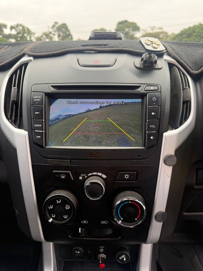 2017 Isuzu D-MAX LS-M