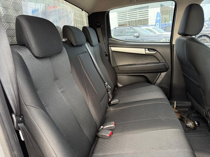 2017 Isuzu D-MAX LS-M