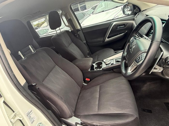 2021 Mitsubishi Pajero Sport GLX