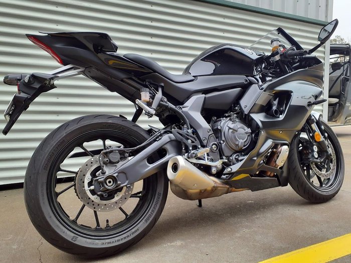 2025 Yamaha YZF-R7 HO YZF-R Black