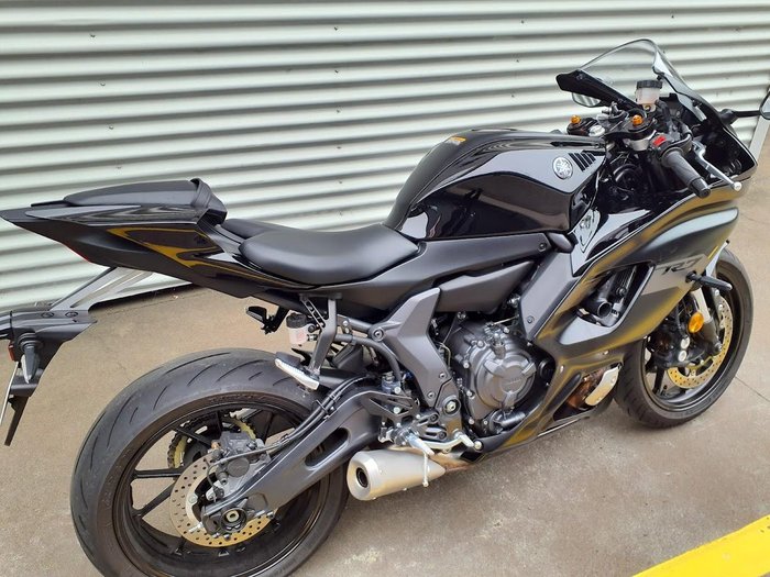 2025 Yamaha YZF-R7 HO YZF-R Black