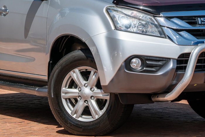 2016 Isuzu MU-X LS-T