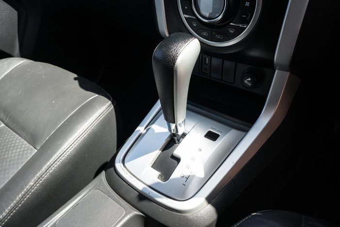 2016 Isuzu MU-X LS-T