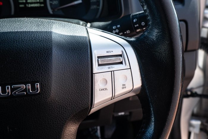 2016 Isuzu MU-X LS-T