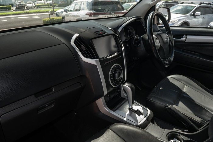 2016 Isuzu MU-X LS-T