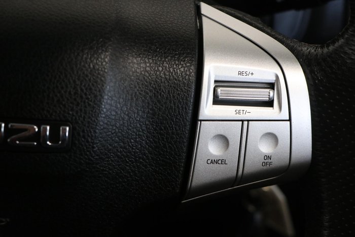 2017 Isuzu MU-X LS-U